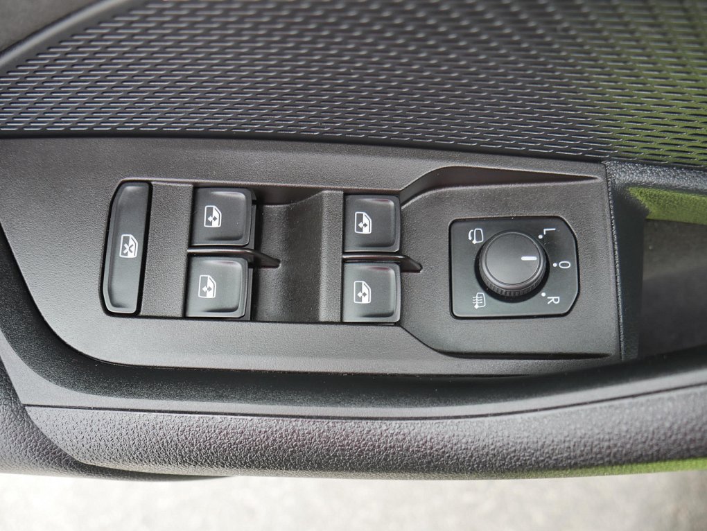 Škoda Octavia IV 2.0TSi RS Challange