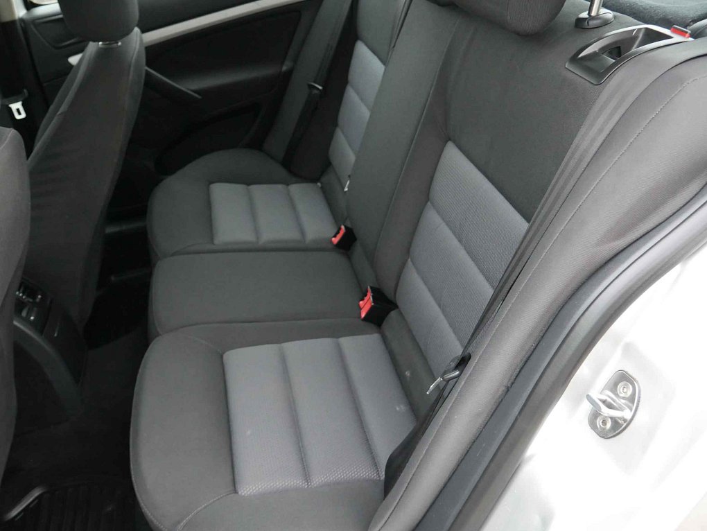 Škoda Octavia II 1.6i 