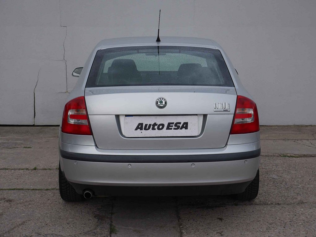 Škoda Octavia II 1.6i 