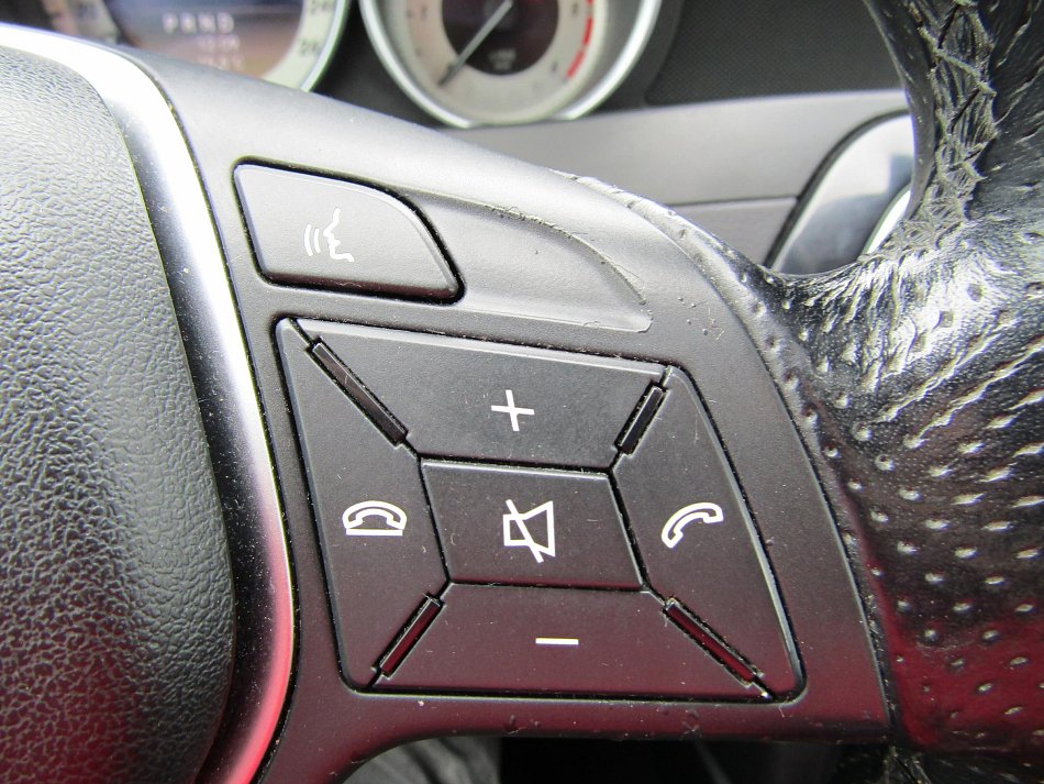 Mercedes-Benz Třída C 2.2CDi  C220