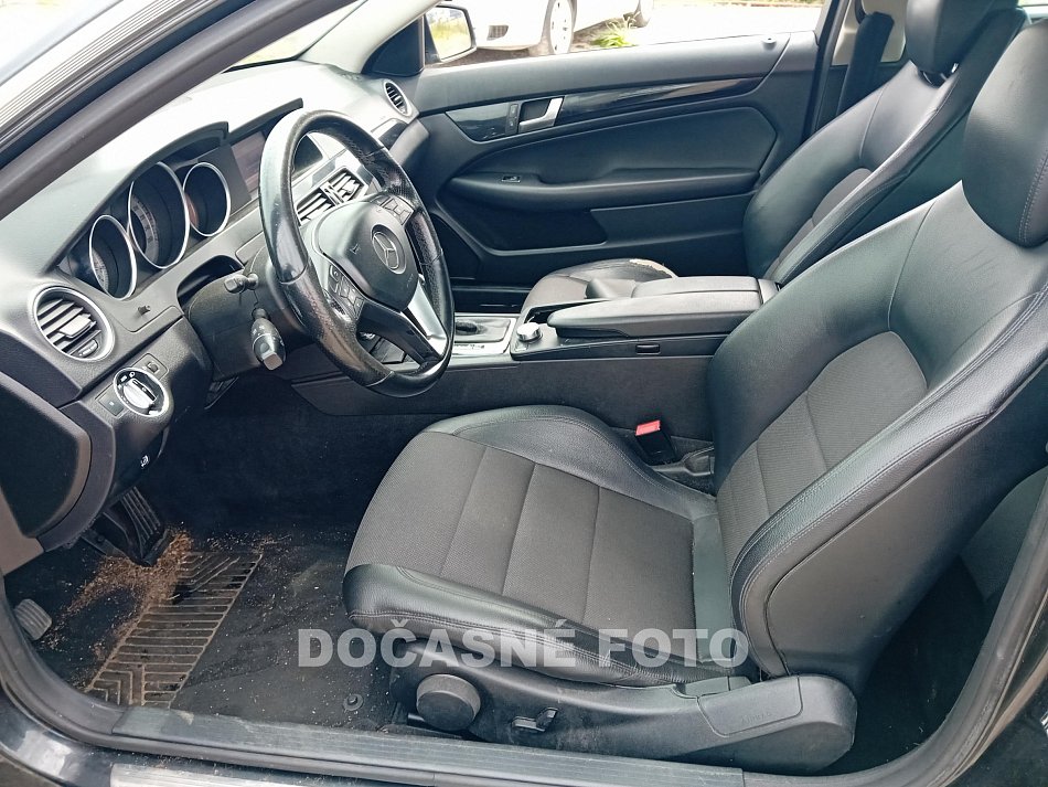 Mercedes-Benz Třída C 2.2CDi  C220