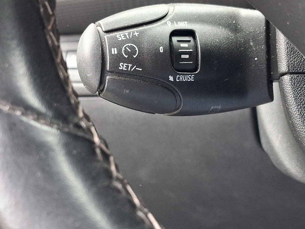 Peugeot 2008 1.2 PT Allure