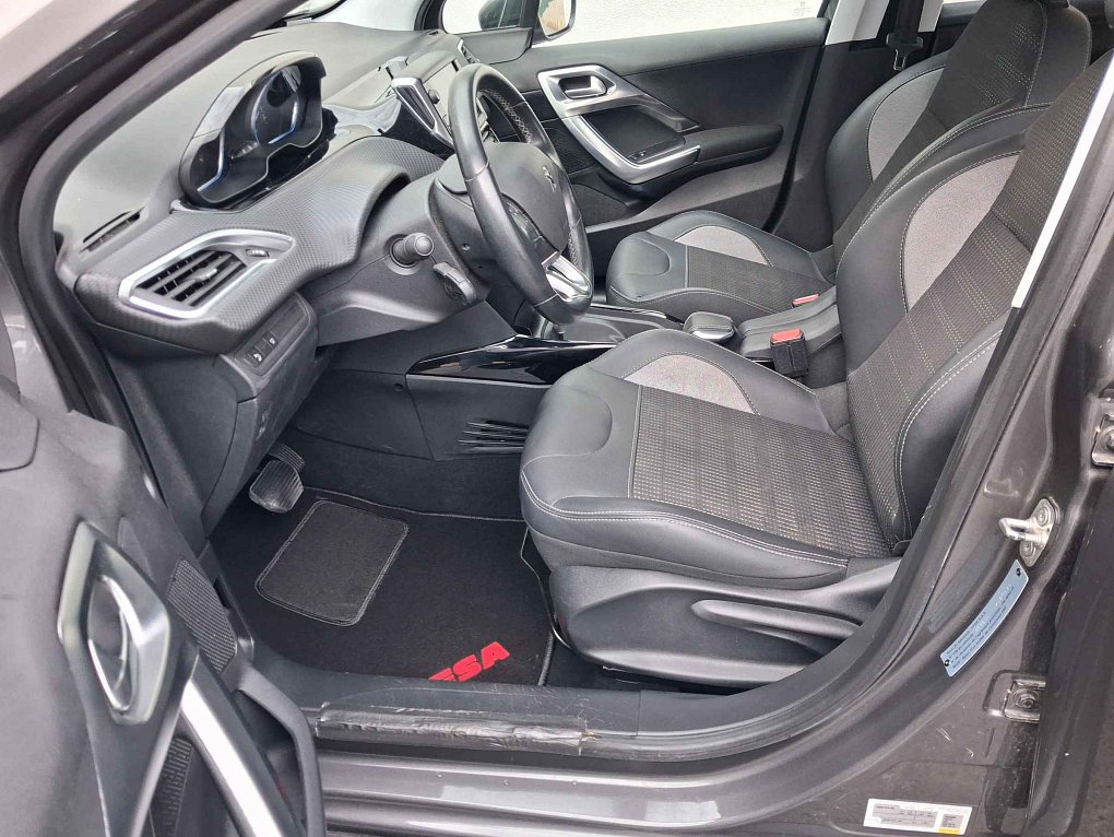 Peugeot 2008 1.2 PT Allure