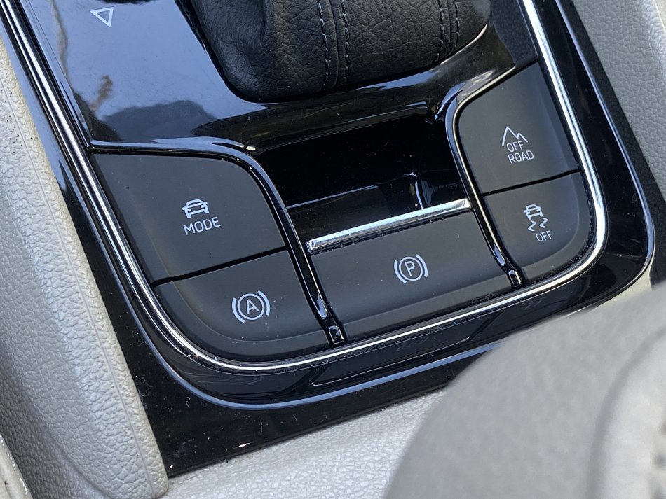 Škoda Kodiaq 2.0 TDi Style 4x4, 7míst