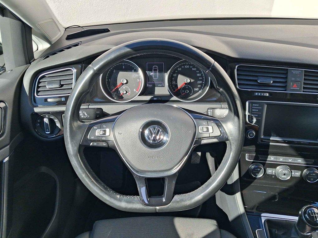 Volkswagen Golf 2.0TDi 