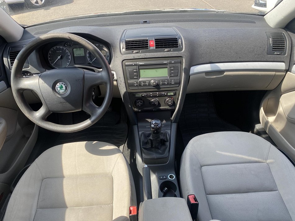 Škoda Octavia II 1.6 