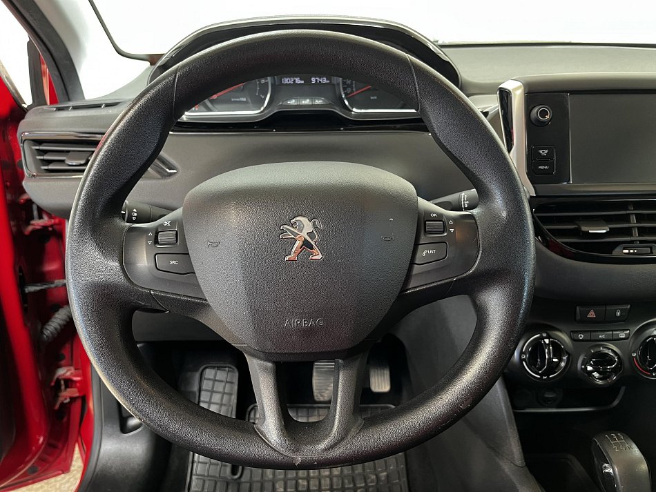 Peugeot 208 1.0i 