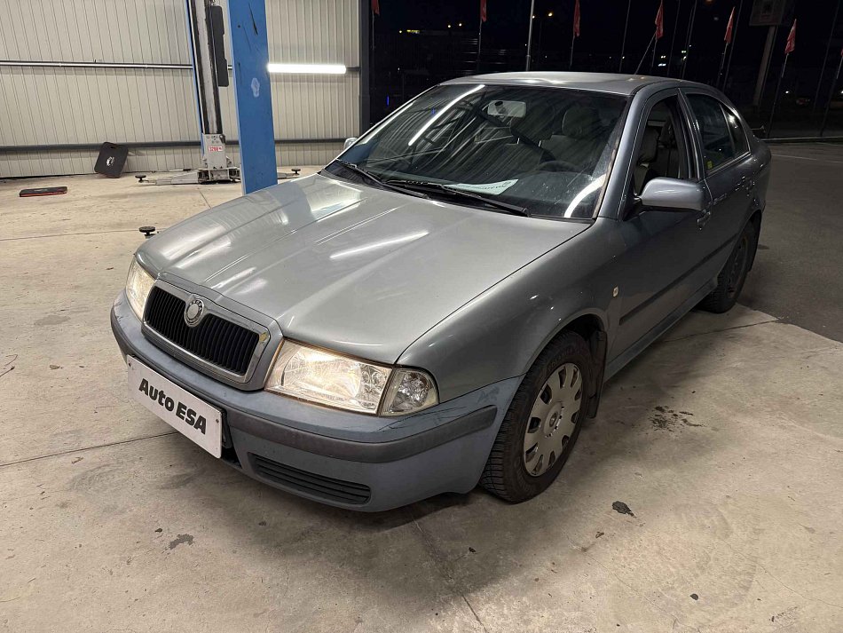 Škoda Octavia 1.6 i 