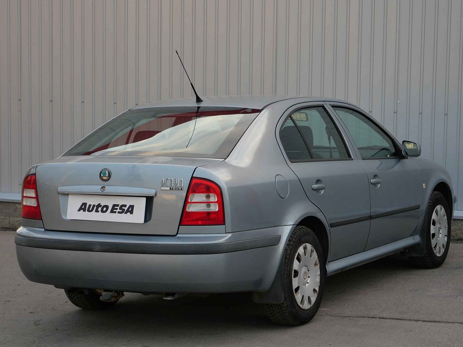 Škoda Octavia 1.6 i Tour