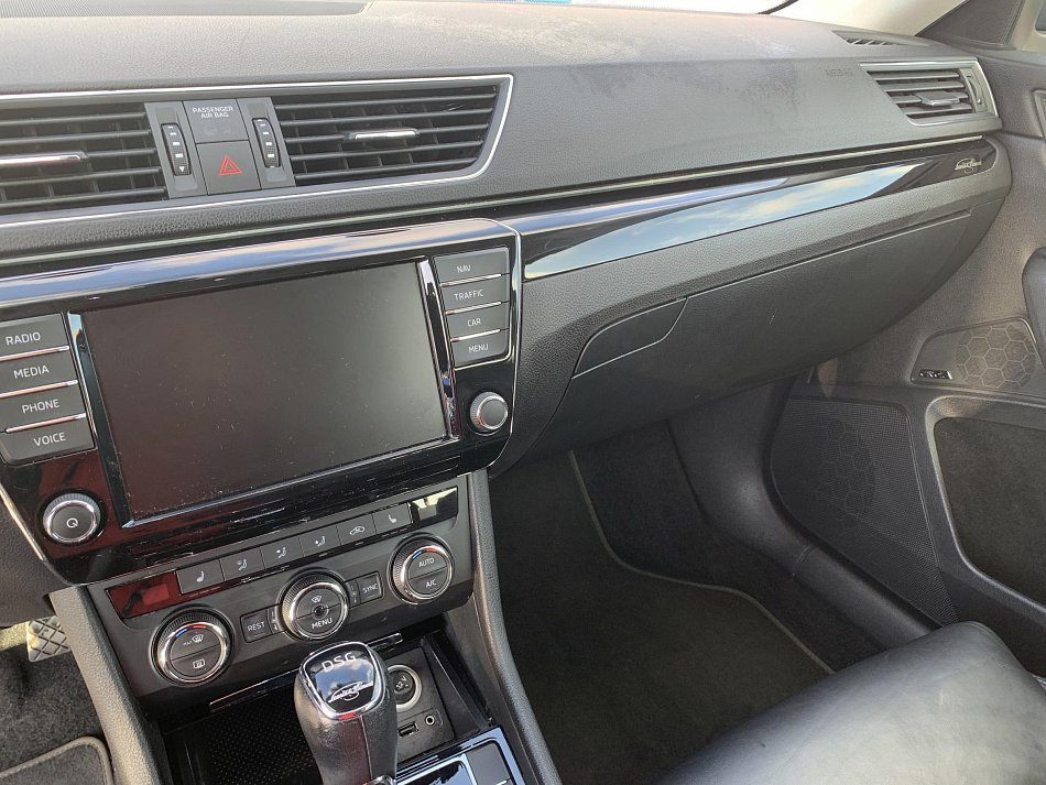 Škoda Superb III 1.8 TSi L&K