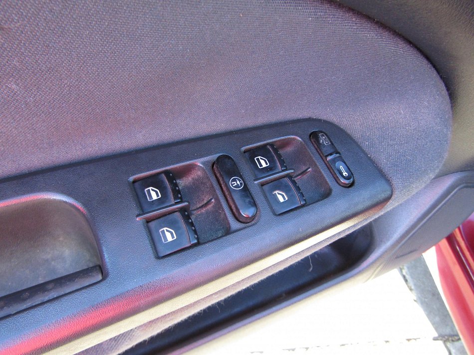 Škoda Octavia 1.6 i 