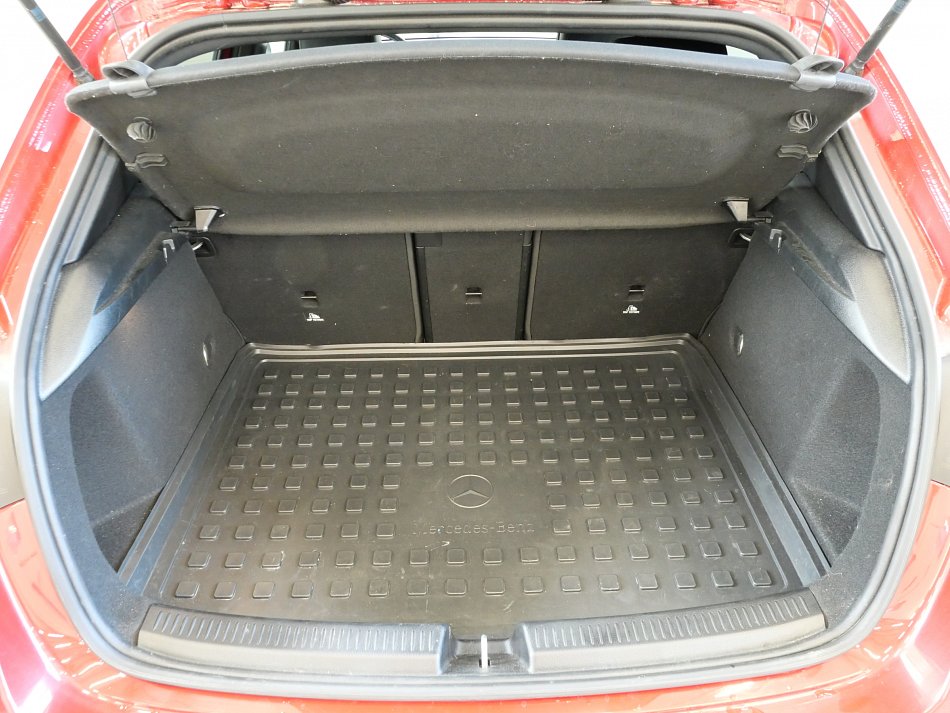 Mercedes-Benz Třída A 1.5d  180 d