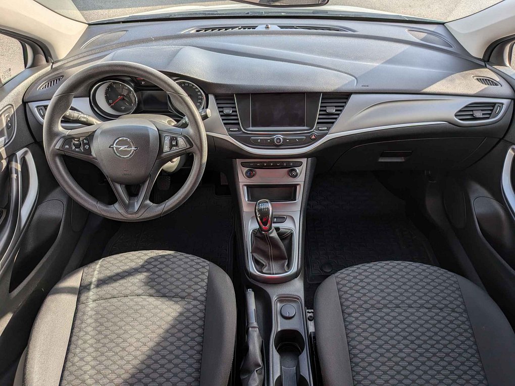 Opel Astra 1.2 T 