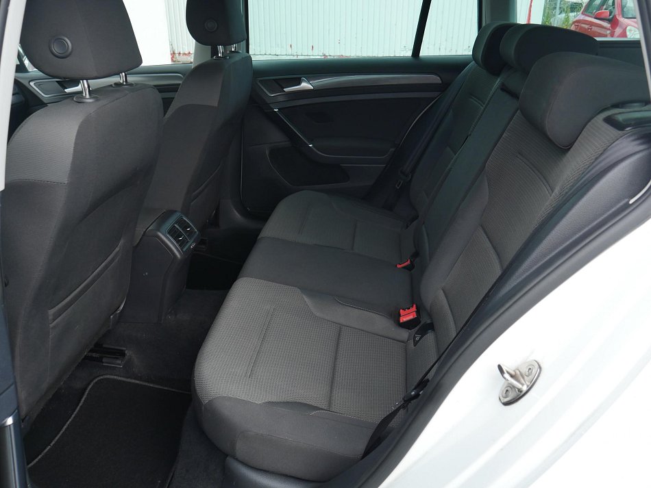 Volkswagen Golf 1.4 TGi 