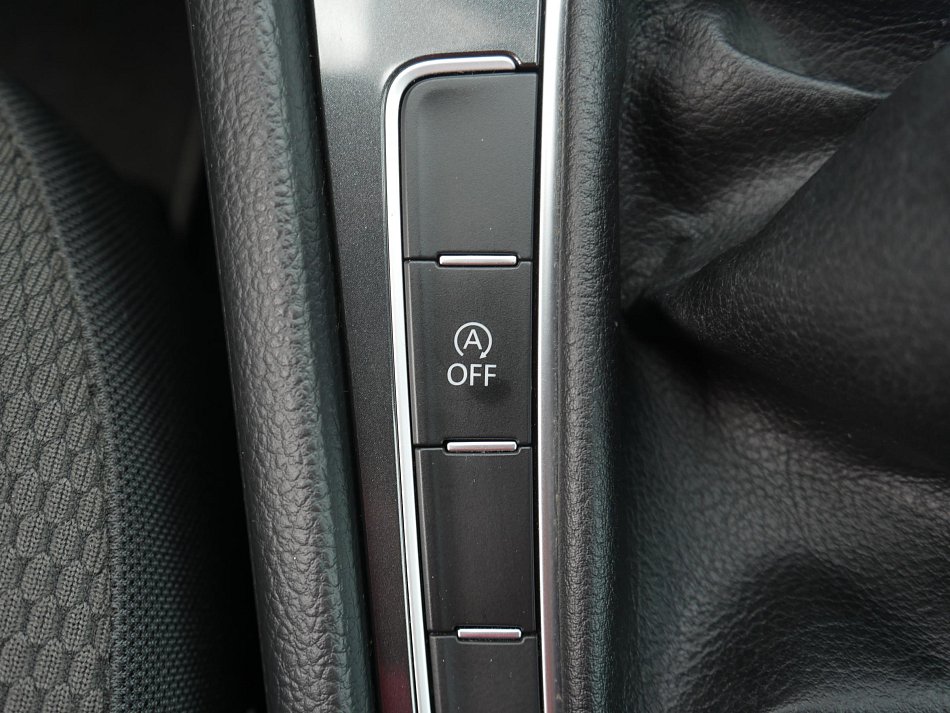 Volkswagen Golf 1.4 TGi 