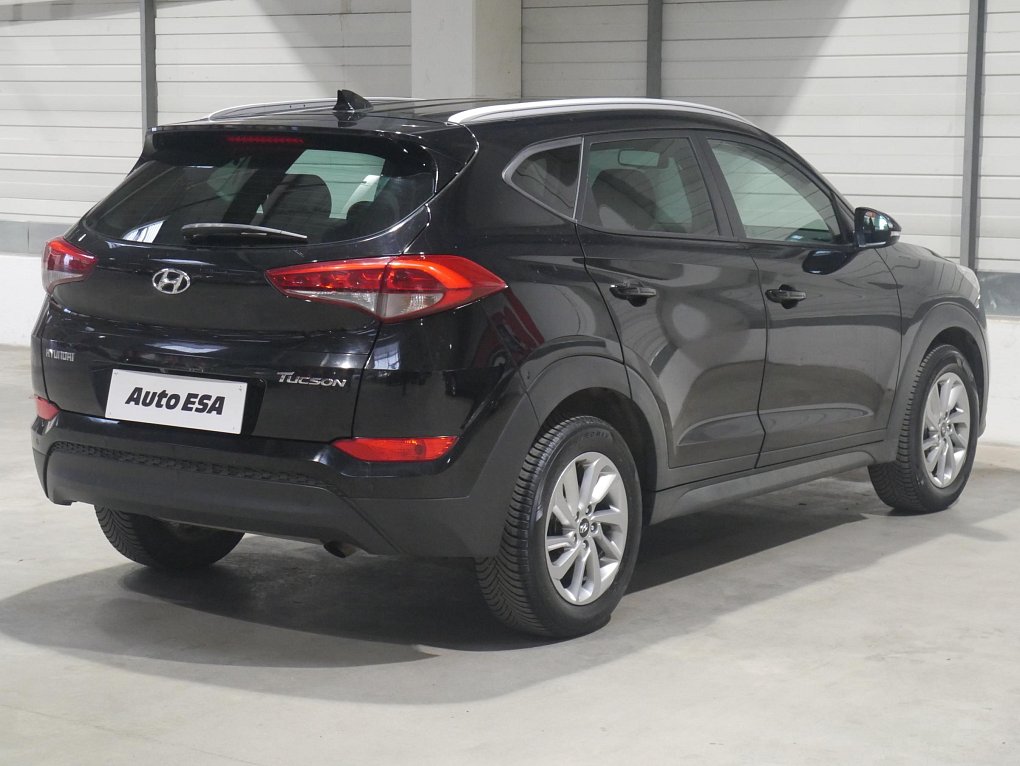 Hyundai Tucson 1.7 CRDi 