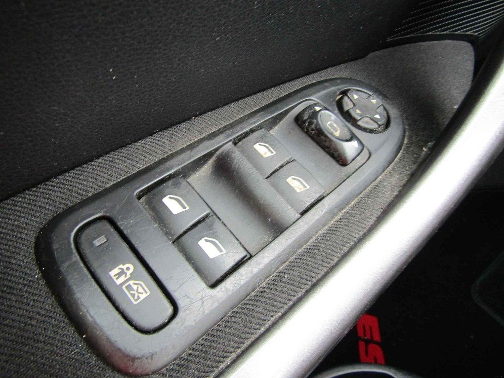 Peugeot 308 1.6 HDI 