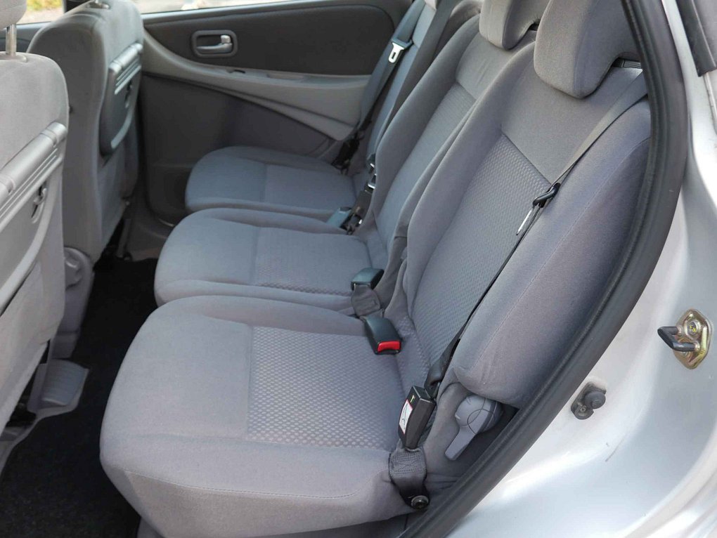 Nissan Almera Tino 2.2 dCi 