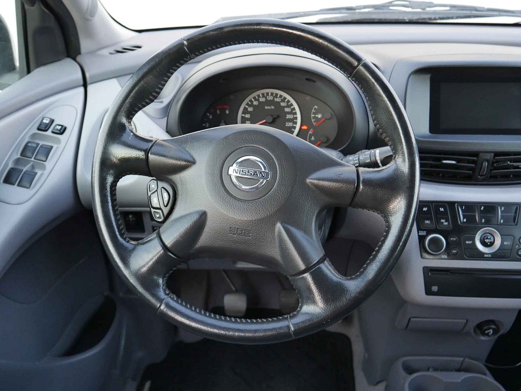 Nissan Almera Tino 2.2 dCi 