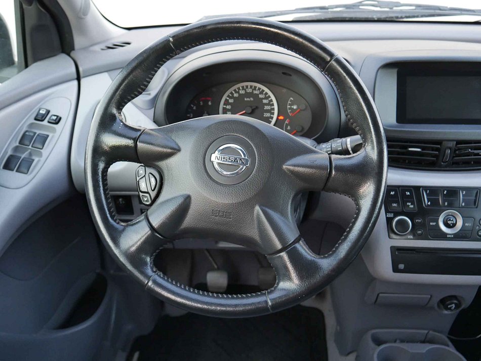 Nissan Almera Tino 2.2 dCi 