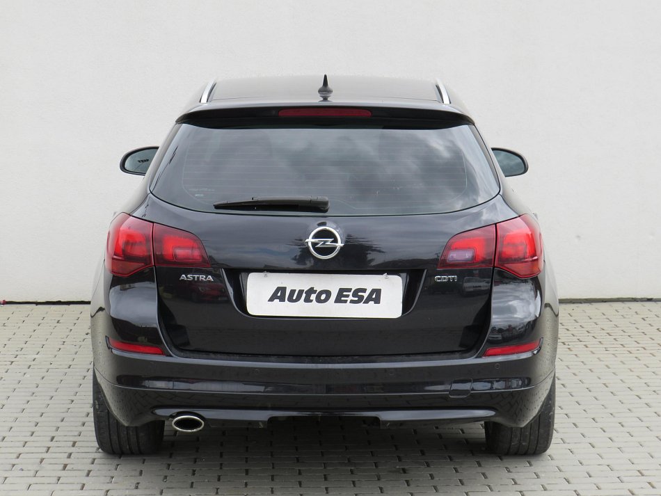 Opel Astra 2.0CDTi 
