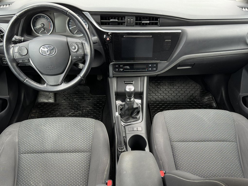 Toyota Corolla 1.6i 