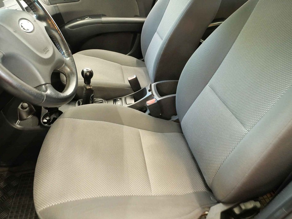 Kia Sportage 2.0i  4x4