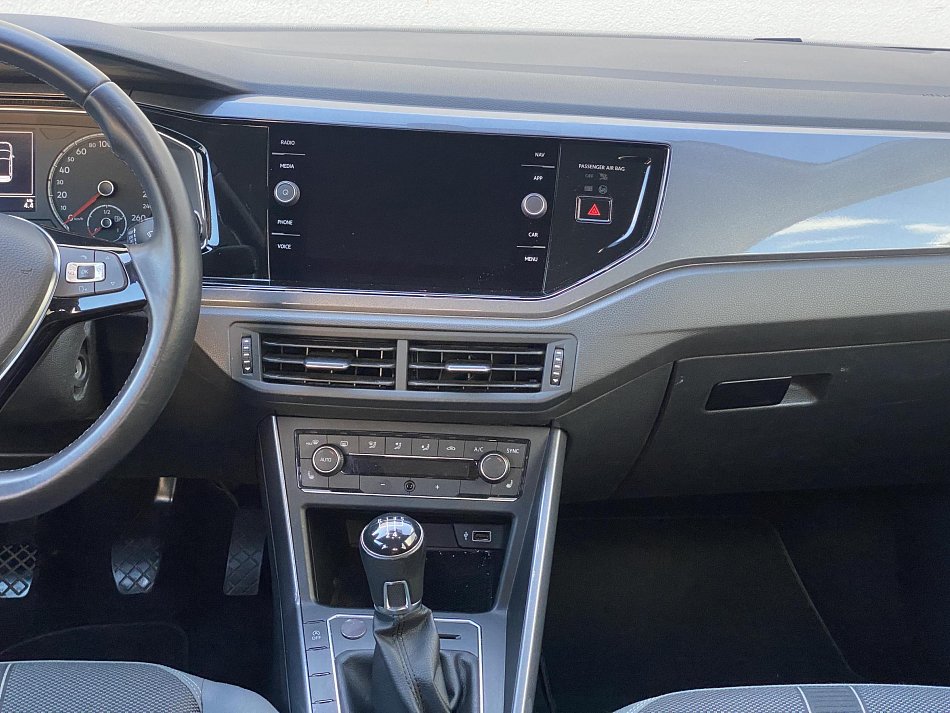 Volkswagen Polo 1.0 TSi Highline