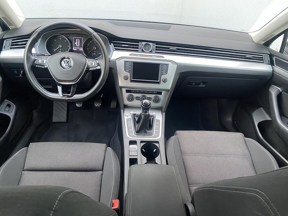 Volkswagen Passat 2.0 TDi Comfortline