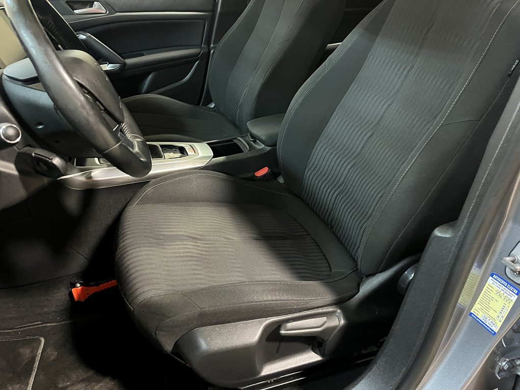 Peugeot 308 2.0 HDI 