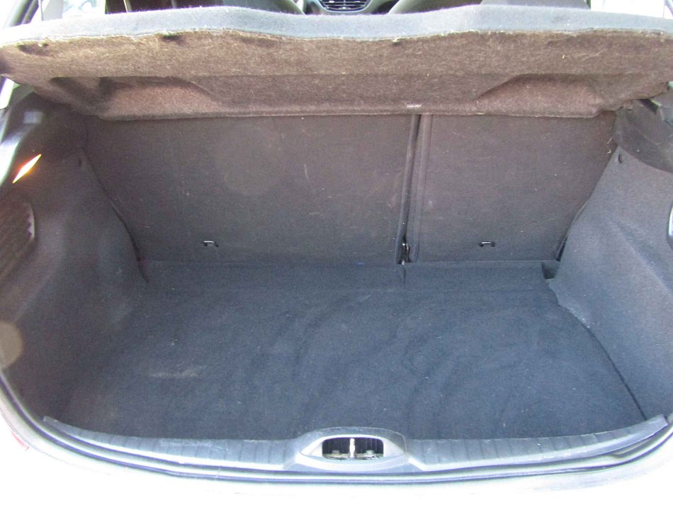 Peugeot 208 1.4d 