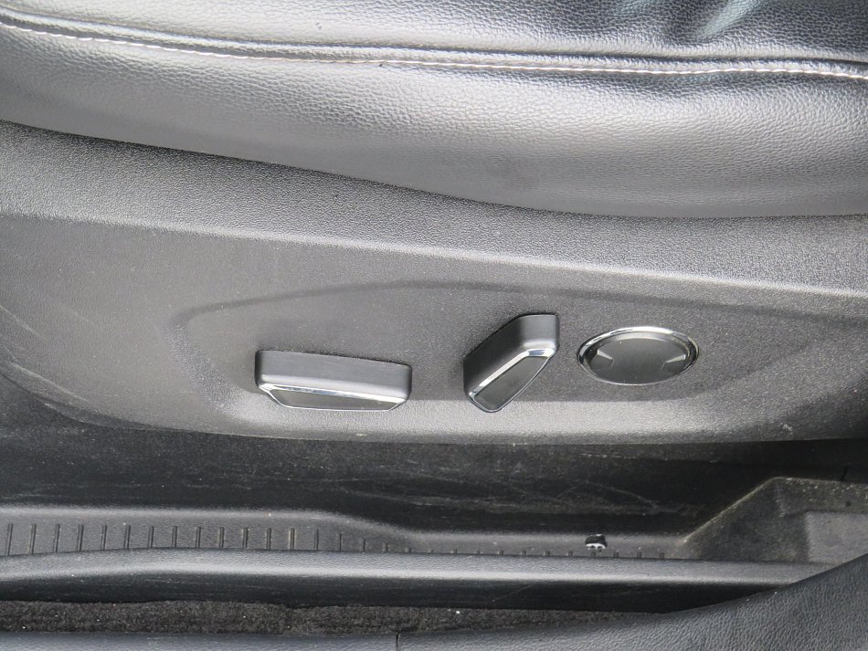 Ford S-MAX 2.0 TDCi Titanium