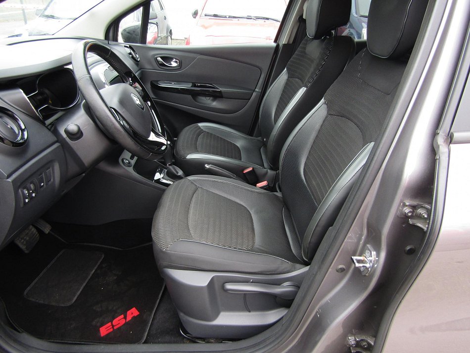 Renault Captur 1.2 TCe Intense