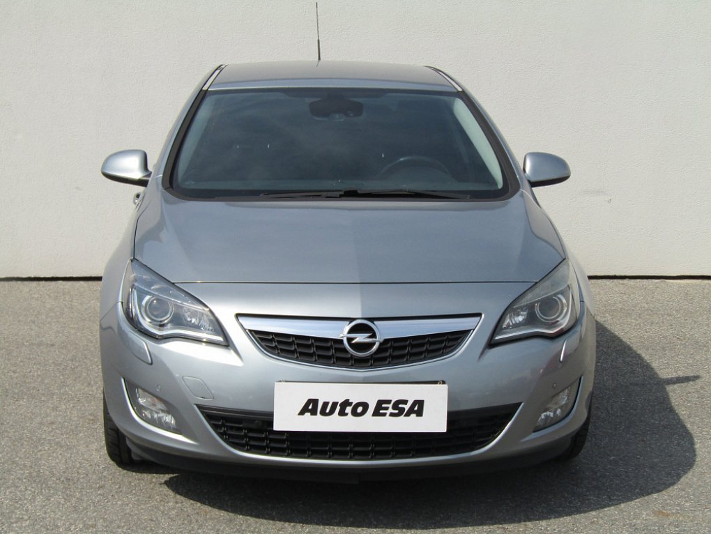Opel Astra 1.6 T Sport 132 kW