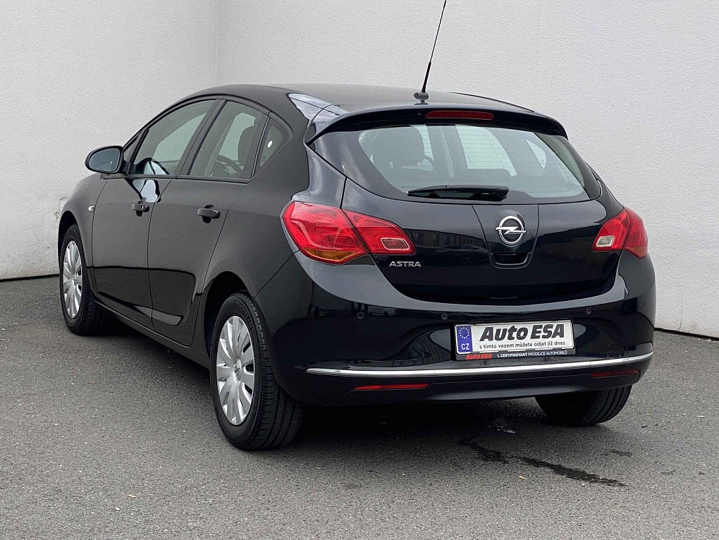 Opel Astra 1.6i Selection