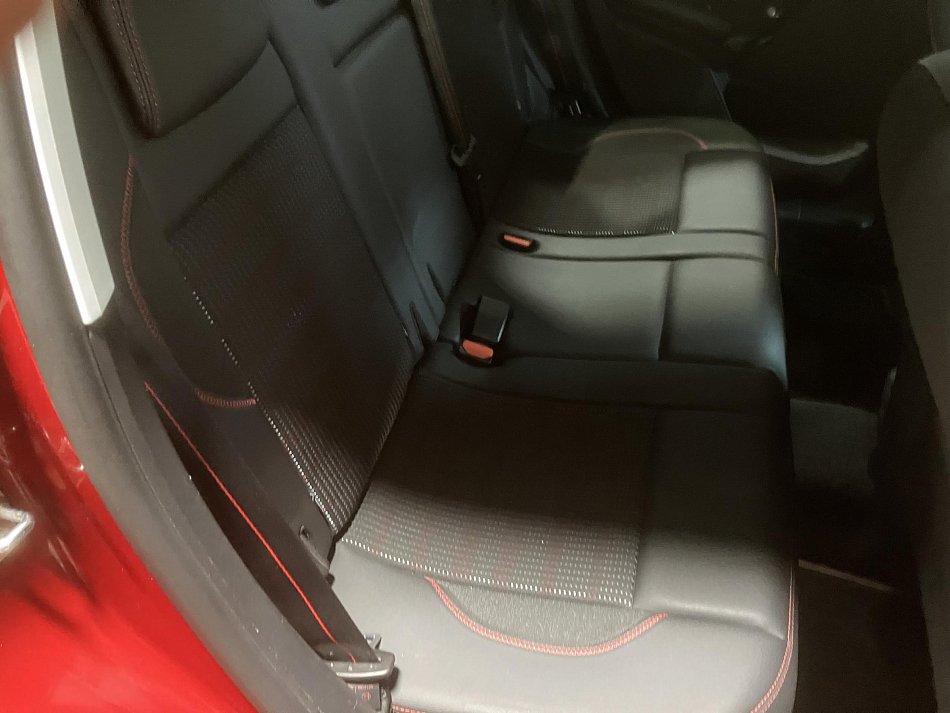 Peugeot 2008 1.2PT GT Line