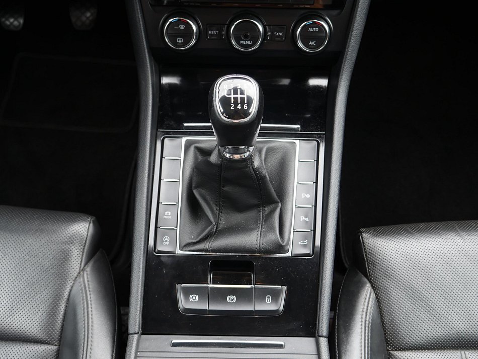 Škoda Superb III 1.4 TSi 