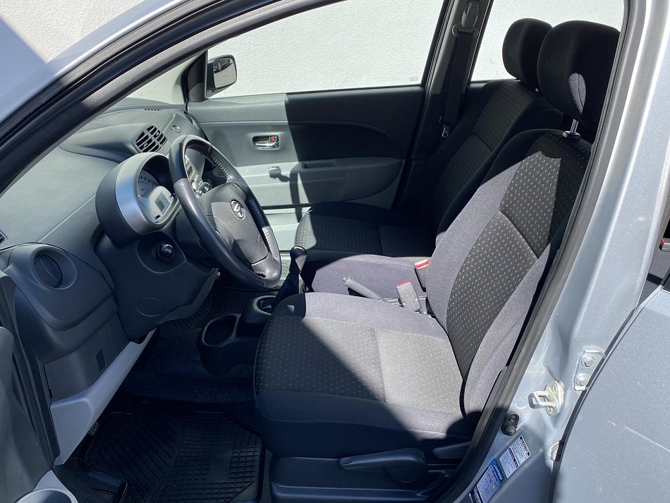 Daihatsu Sirion 1.3i 