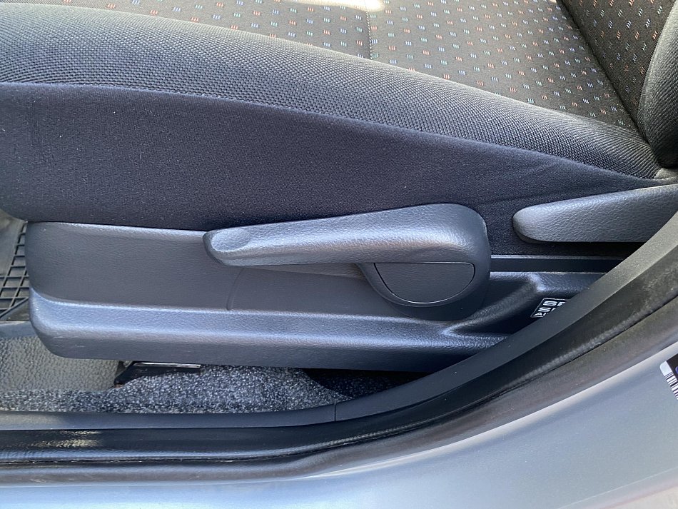 Daihatsu Sirion 1.3i 