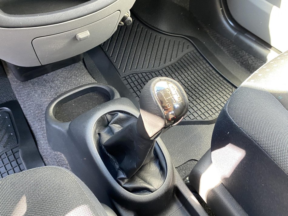 Daihatsu Sirion 1.3i 