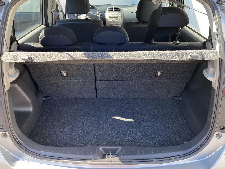 Daihatsu Sirion 1.3i 