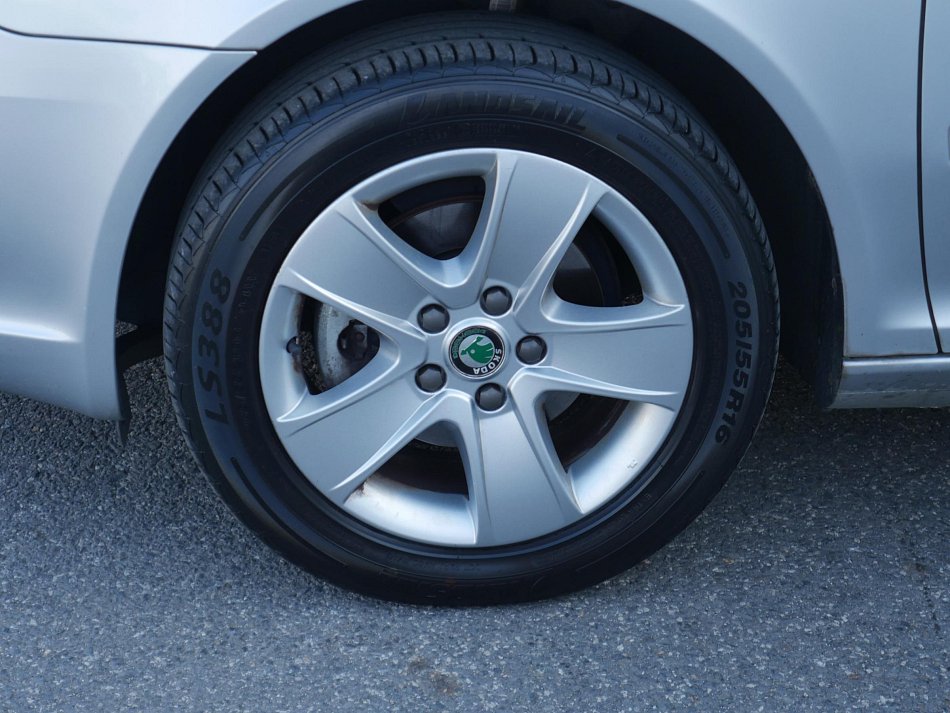 Škoda Octavia II 1.4 TSi Elegance