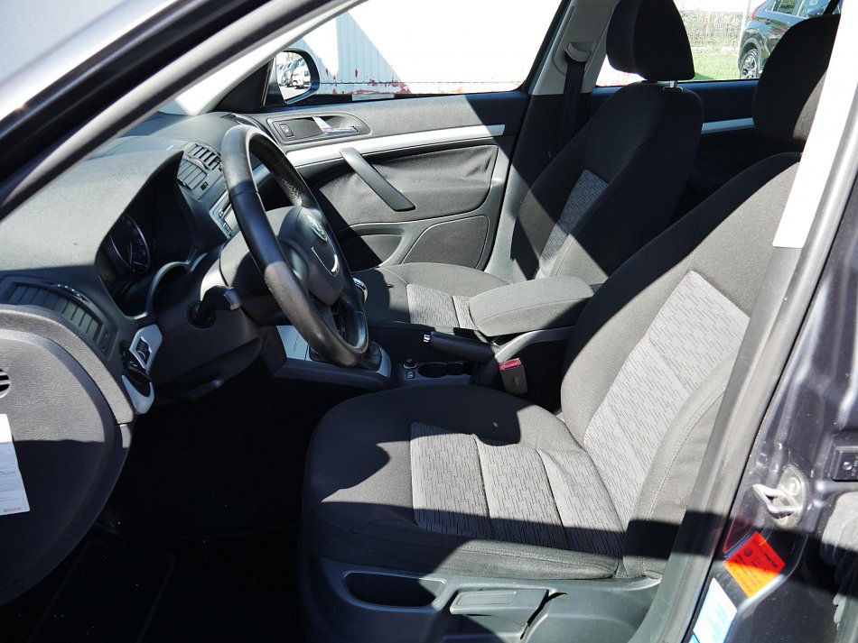 Škoda Octavia II 1.6i 