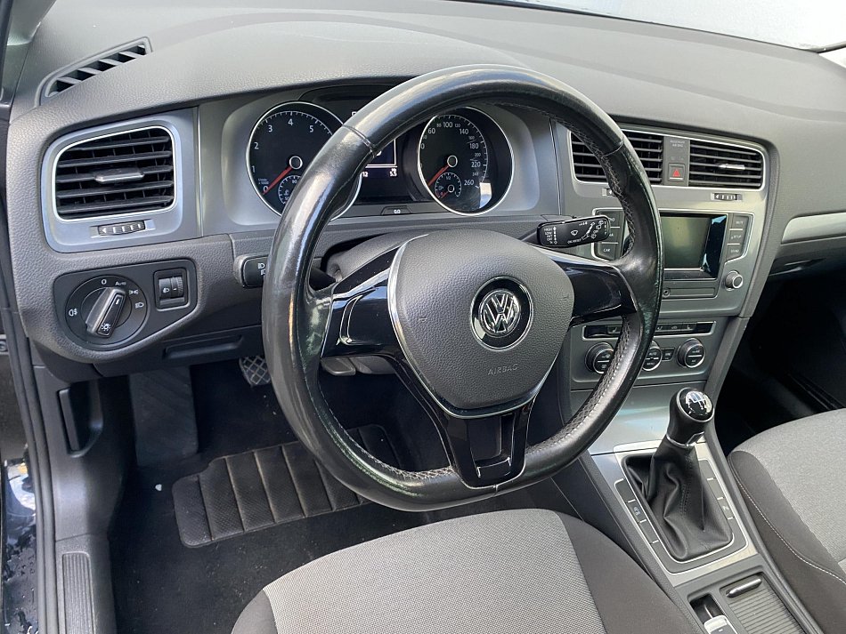 Volkswagen Golf 1.2 TSi 