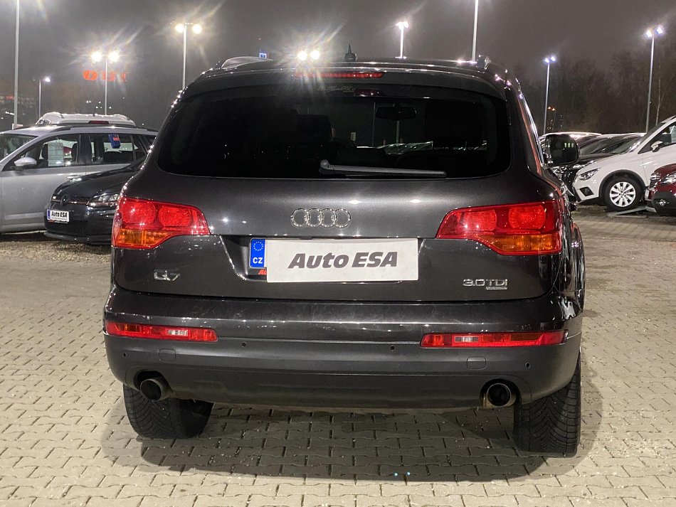 Audi Q7 3.0 TDi  Quattro