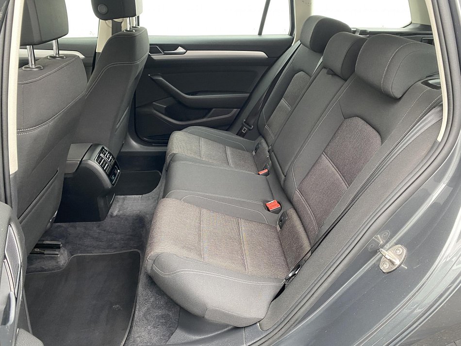 Volkswagen Passat 1.6 TDi Comfortline