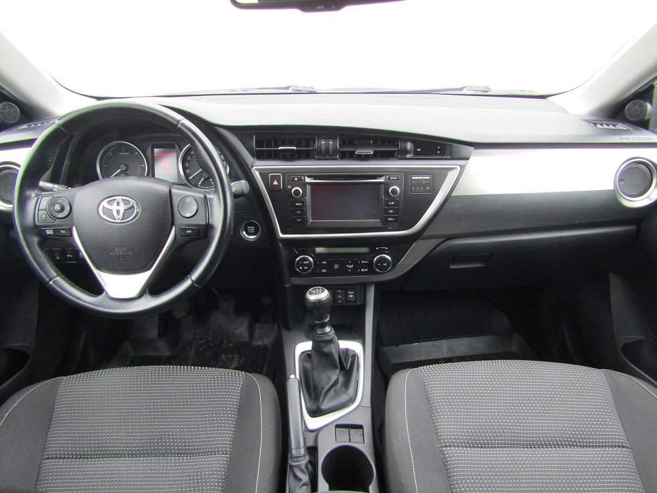 Toyota Auris 1.4D 