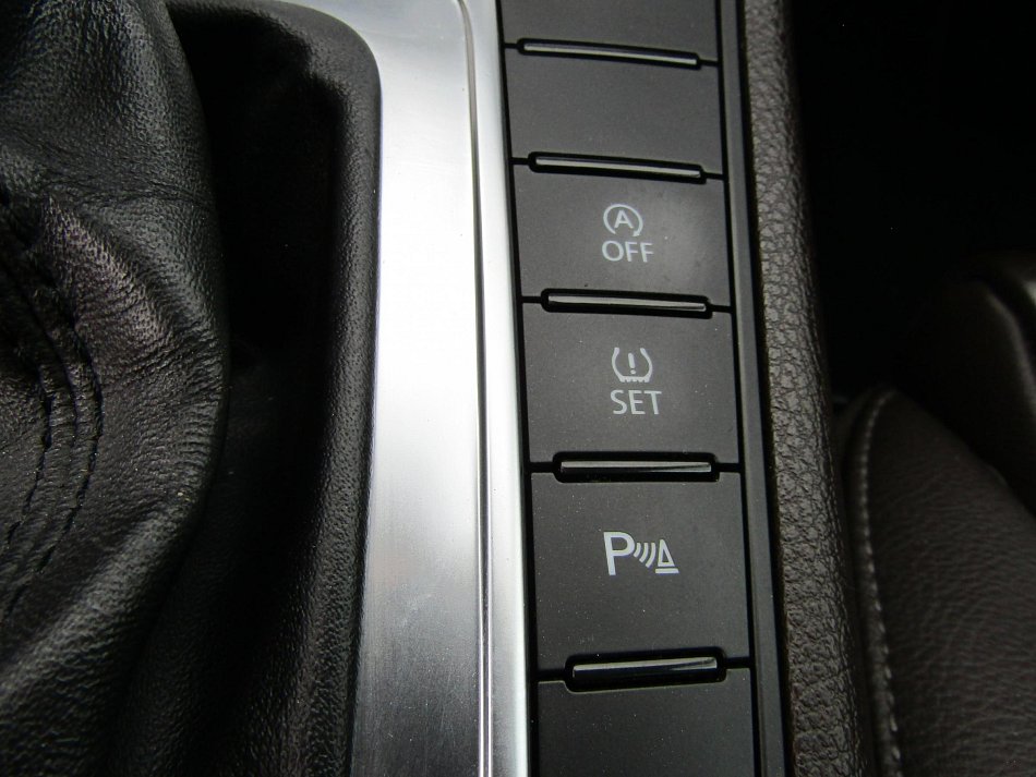 Volkswagen Passat 1.4TSi 