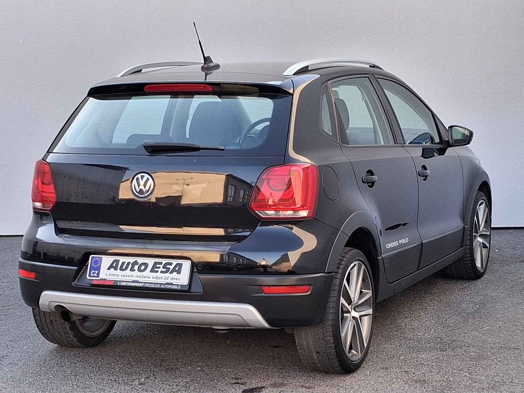 Volkswagen Polo 1.2 TSi CROSS