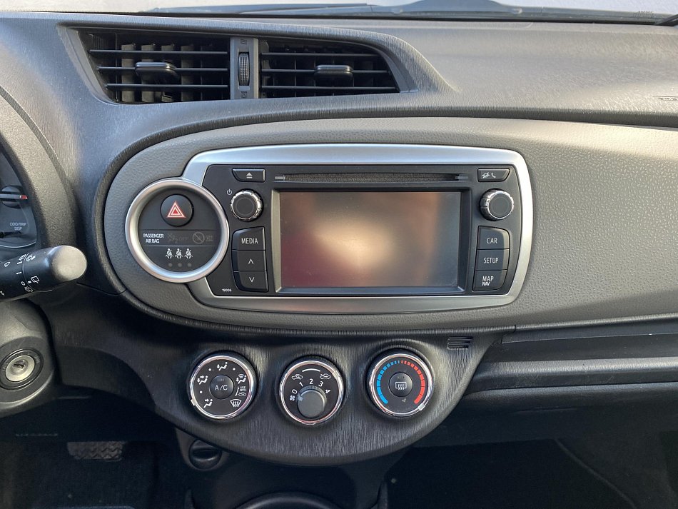 Toyota Yaris 1.3i 